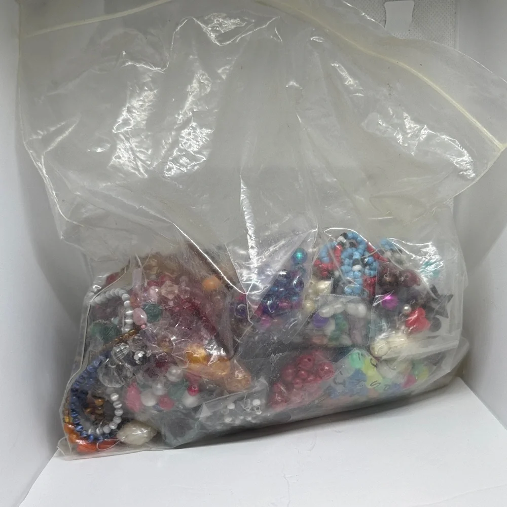 Assorted Beads Craft Kit Bundle - Picture 16 of 16